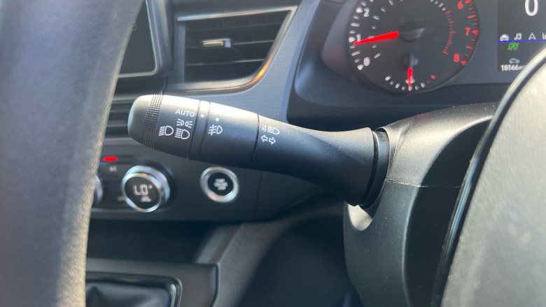 Nissan Townstar L1 Petrol 1.3 Tekna Van